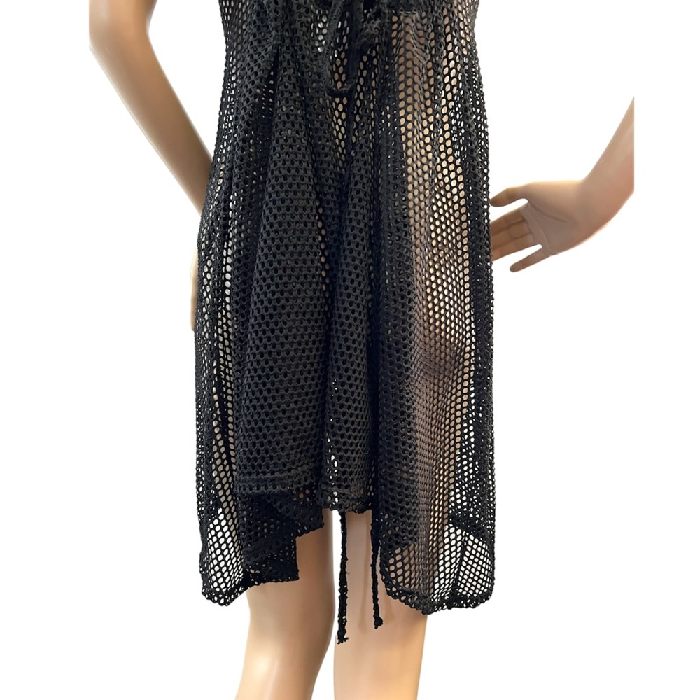 𝐁𝐄𝐀𝐂𝐇 𝐇𝐀𝐁𝐈𝐓𝐀𝐓 | BLACK STRETCHY NET BEACH COVER UP DRESS - Picture 6 of 9